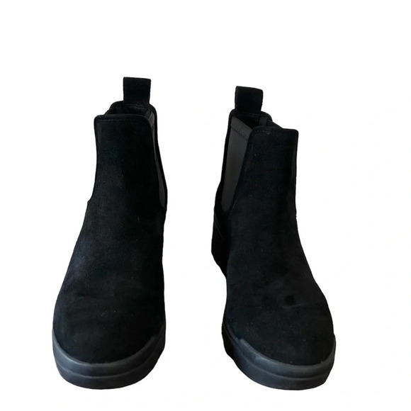 Eileen Fisher Splash Waterproof Italian Suede Chelsea Bootie size 6.5 - Picture 2 of 10